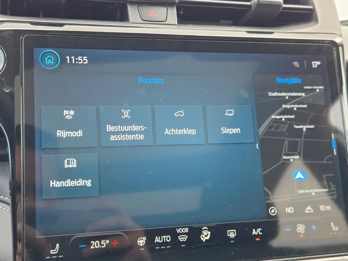 Titanium | Adaptive Cruise Control / Stoel- en stuurwielverwarming / Elektrisch schuif/kantel-dak / 360 Camera / Volledig onderhouden / | Adaptive Cruise | Apple Carplay/Android Auto|telefoo
