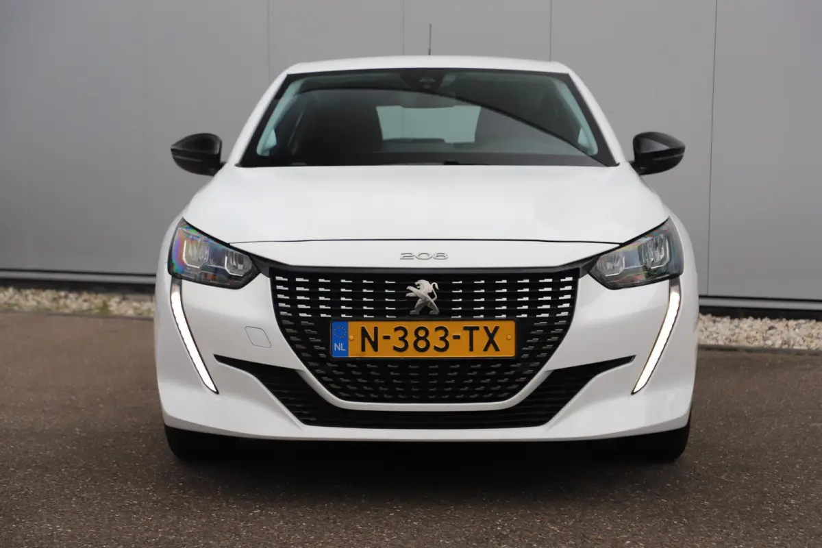 1.2 PureTech Active Pack Navigatie LMV Carplay Android Parkeersensor