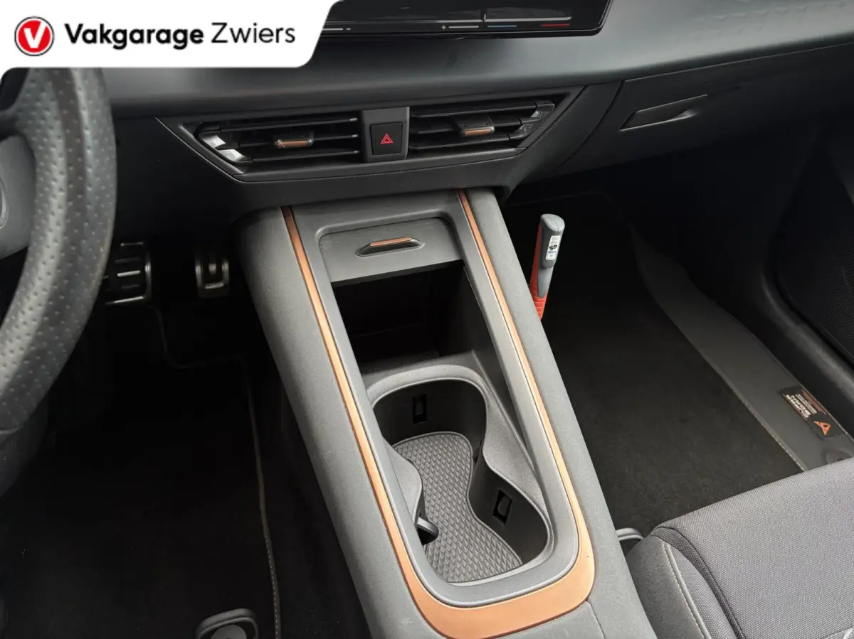 Business 62 kWh SOH94.3%|glazendak|Camera|Carplay|Stoel/stuur verwarm.