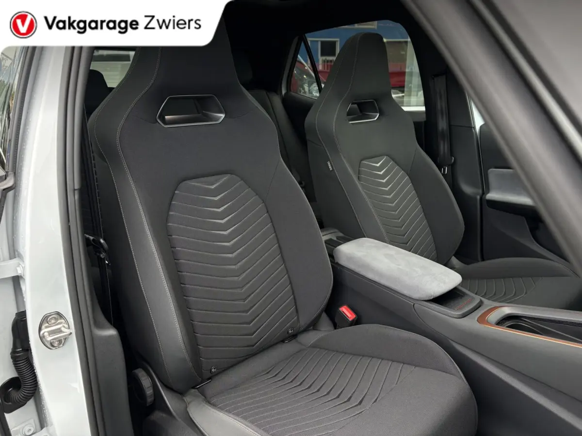 Business 62 kWh SOH94.3%|glazendak|Camera|Carplay|Stoel/stuur verwarm.
