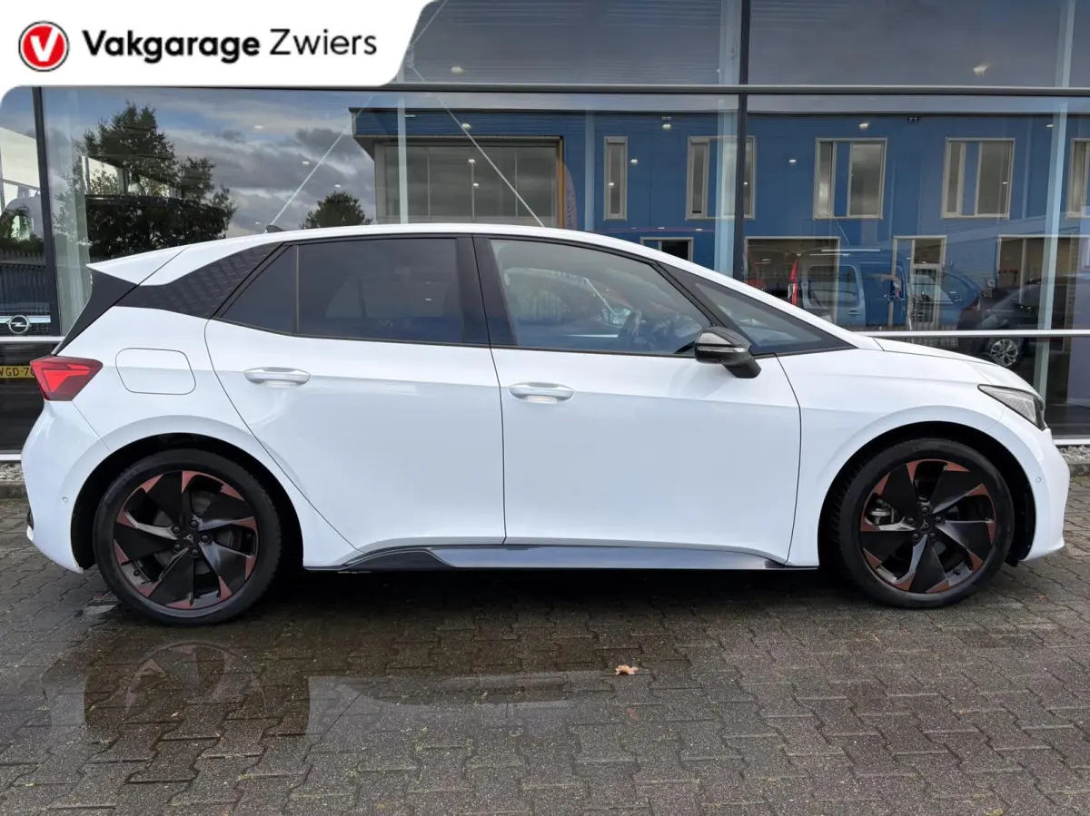 Business 62 kWh SOH94.3%|glazendak|Camera|Carplay|Stoel/stuur verwarm.
