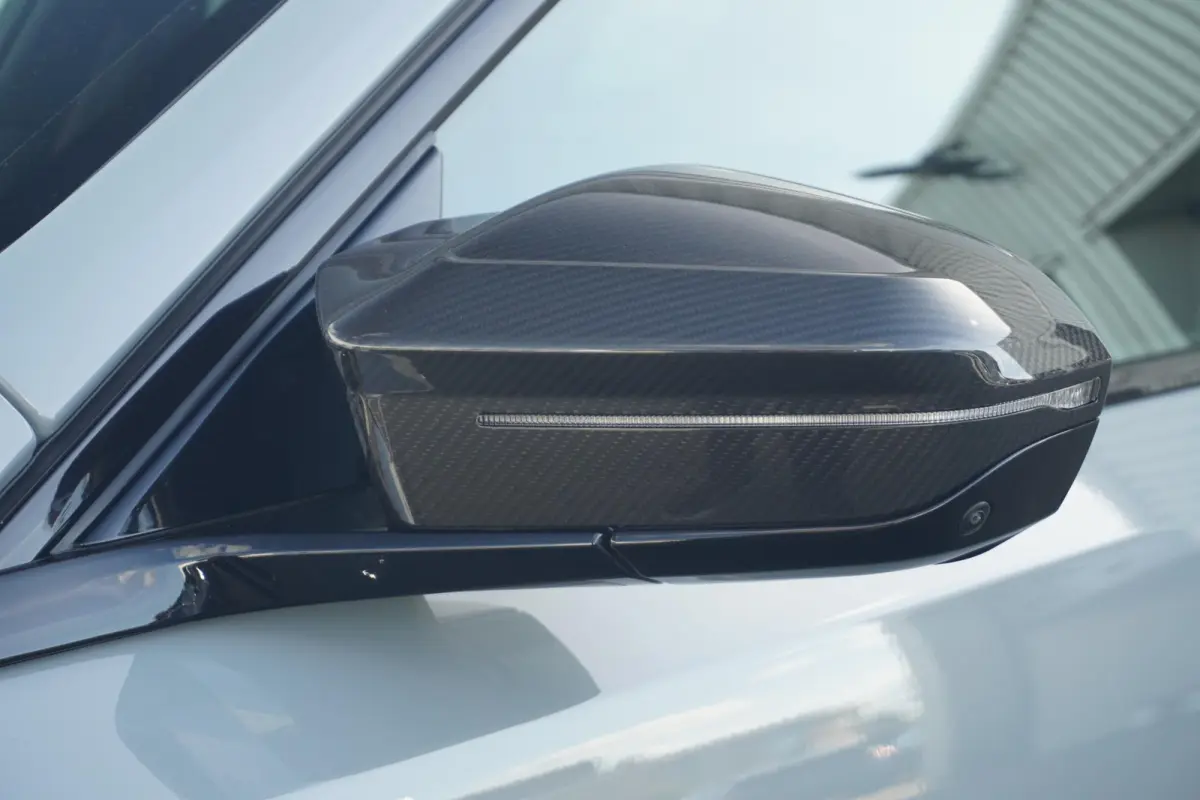 Sedan | M Drivers Pack | Comfort Pack | Bowers & Wilkins