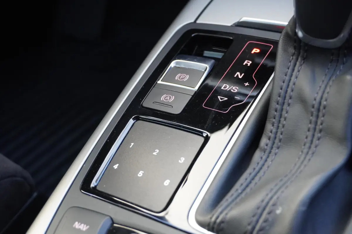 quattro 3.0 TDI Premium Edition | Automaat | Camera | Luchtvering | Vol opties | PDC | Trekhaak | Inruil mogelijk