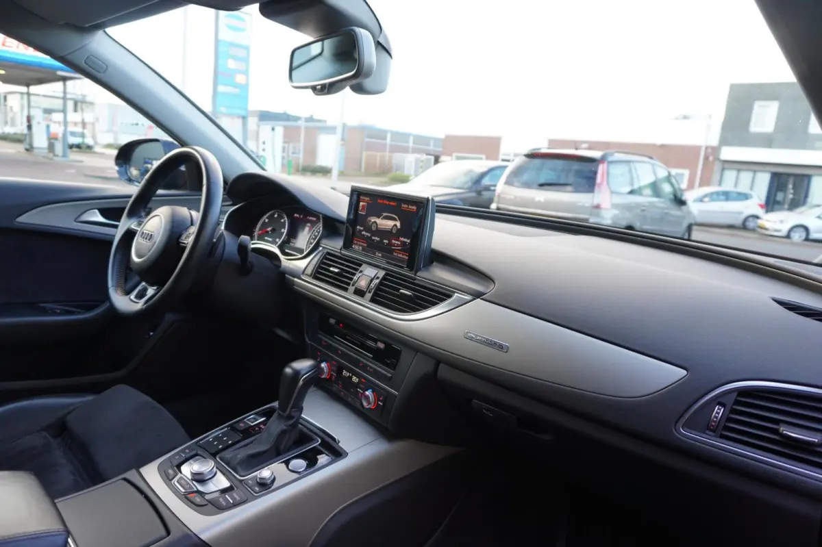 quattro 3.0 TDI Premium Edition | Automaat | Camera | Luchtvering | Vol opties | PDC | Trekhaak | Inruil mogelijk