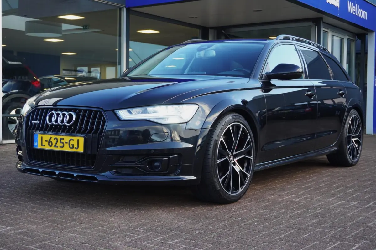 quattro 3.0 TDI Premium Edition | Automaat | Camera | Luchtvering | Vol opties | PDC | Trekhaak | Inruil mogelijk