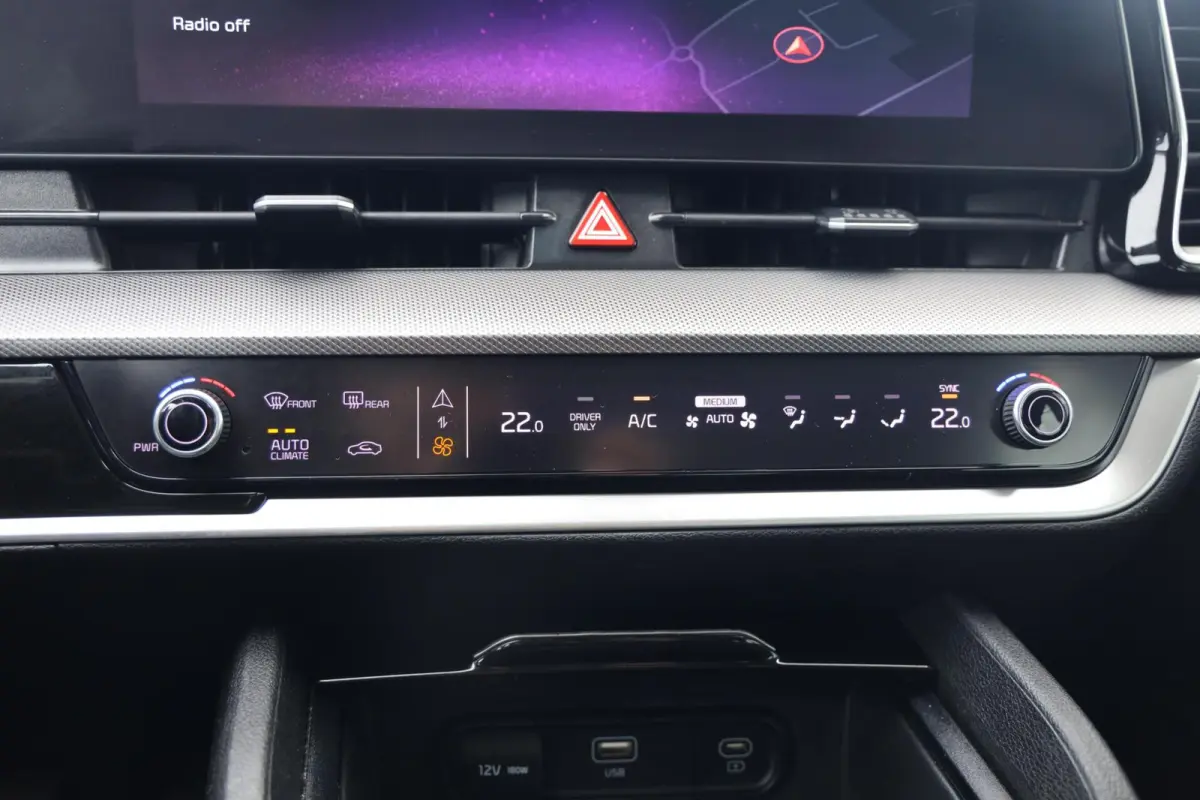 1.6 T-GDi Hybrid DynamicLine|ACC|Camera|Navi|Apple carplay/Android auto|