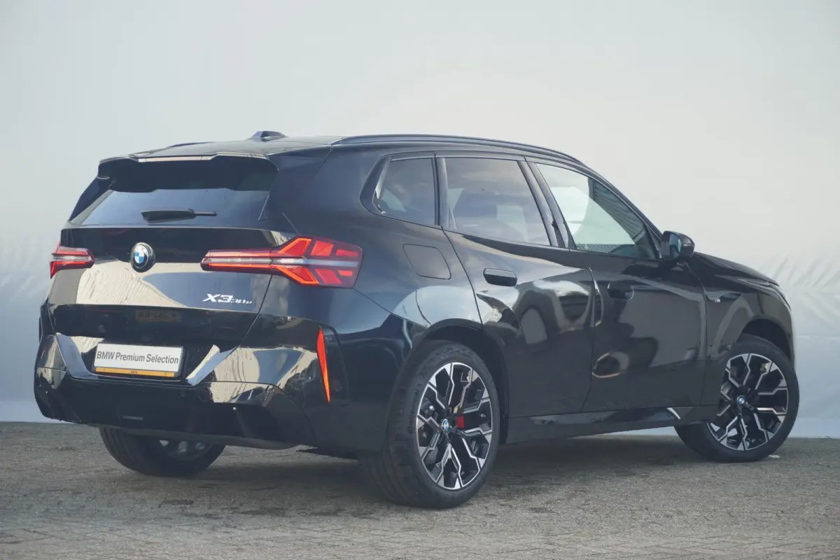 30e xDrive |