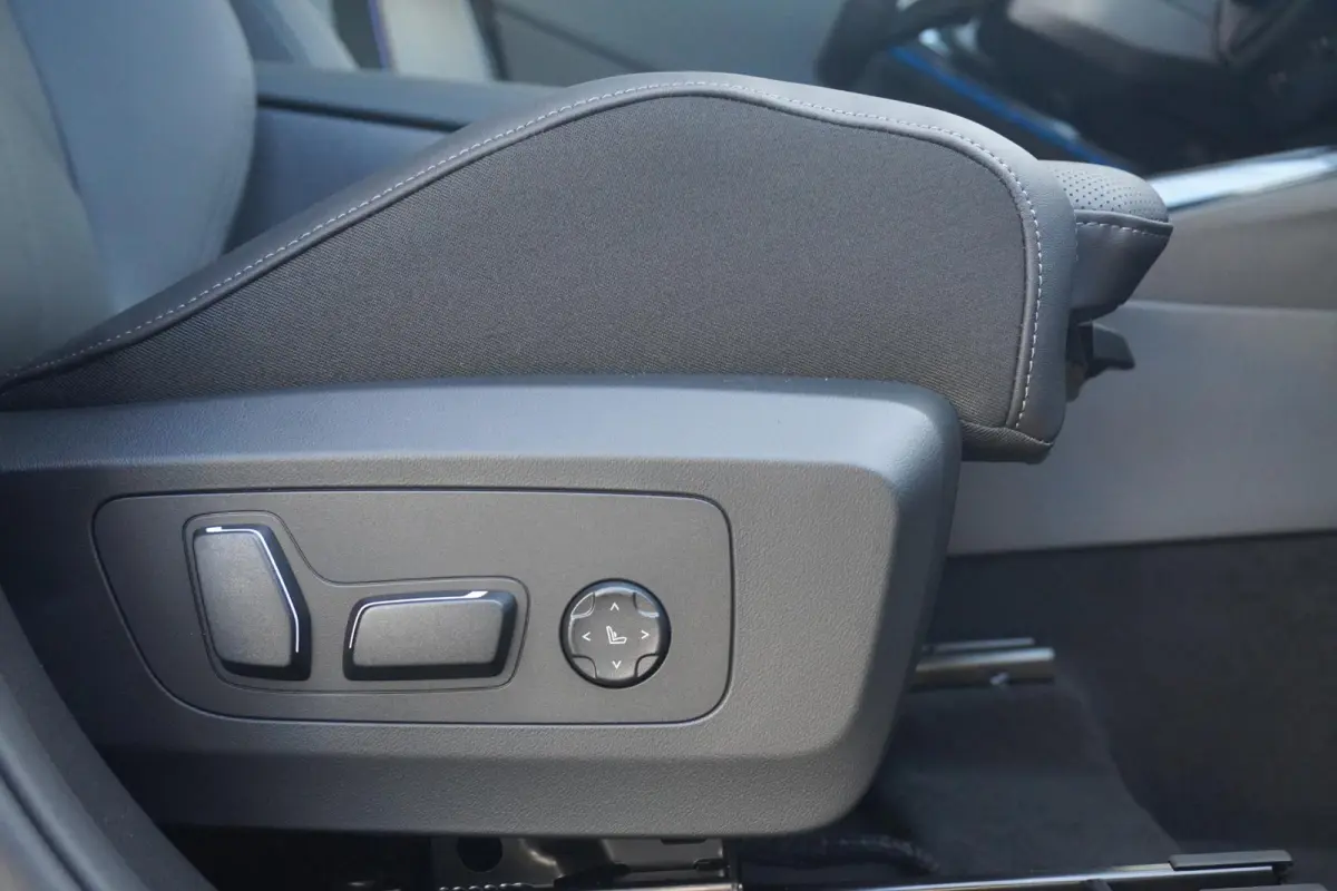 30e xDrive |