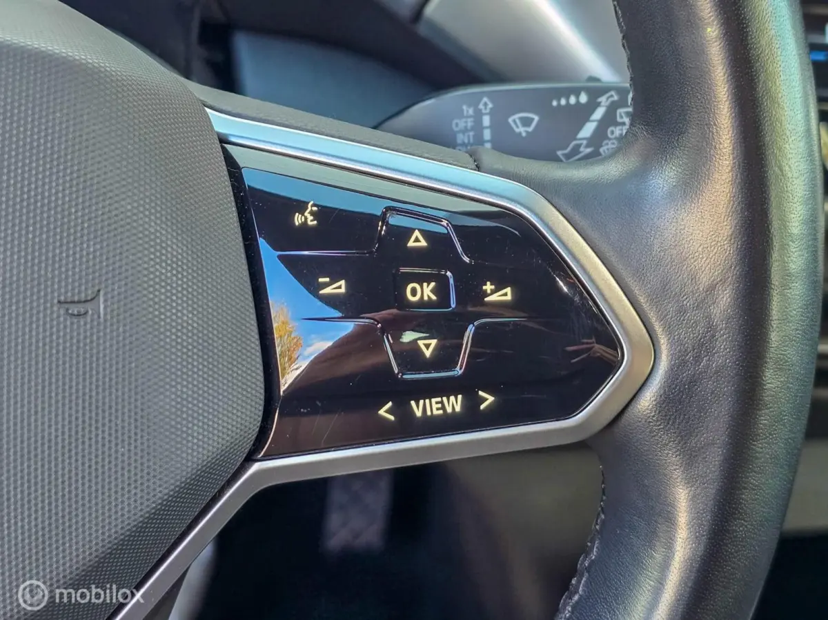 Pro 77 kWh Carplay ACC Stoel&Stuurverwarming