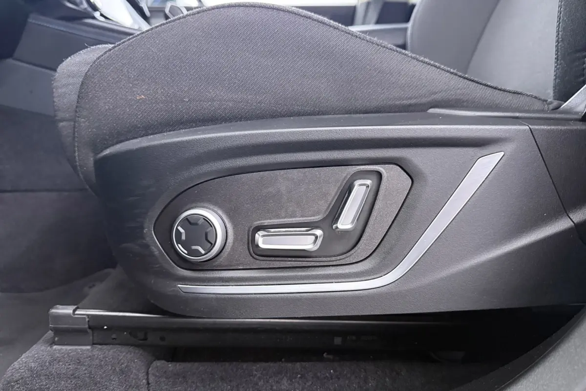 1.5 | Trekhaak | Panoramadak | Org NL | CarPlay | Camera | Infinity | Stoelverwarming |
