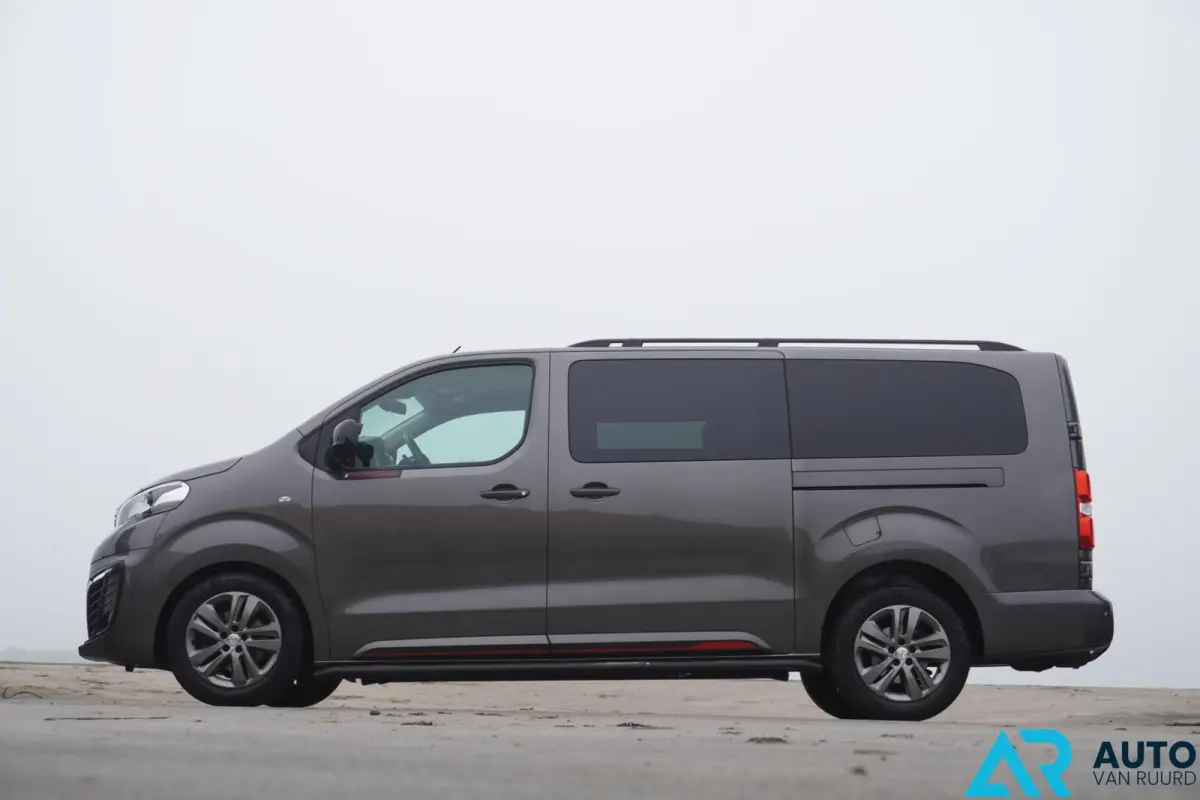 Bestel 231L 2.0 BlueHDI 180 DC Premium