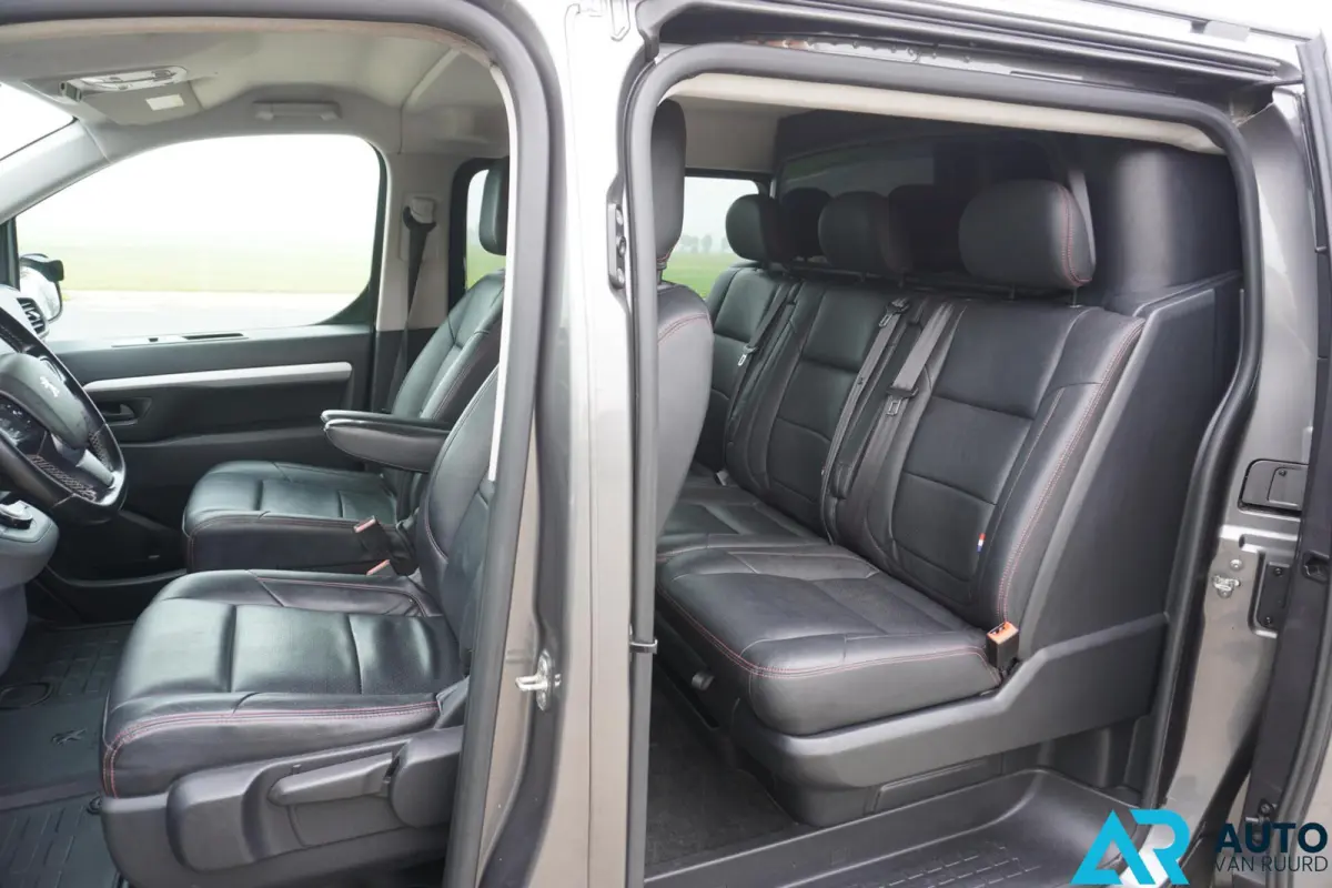 Bestel 231L 2.0 BlueHDI 180 DC Premium