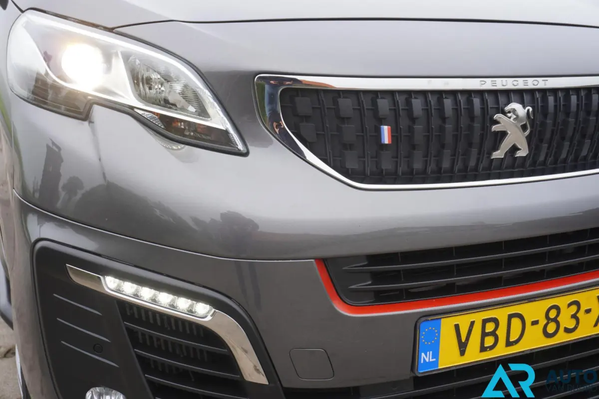 Bestel 231L 2.0 BlueHDI 180 DC Premium