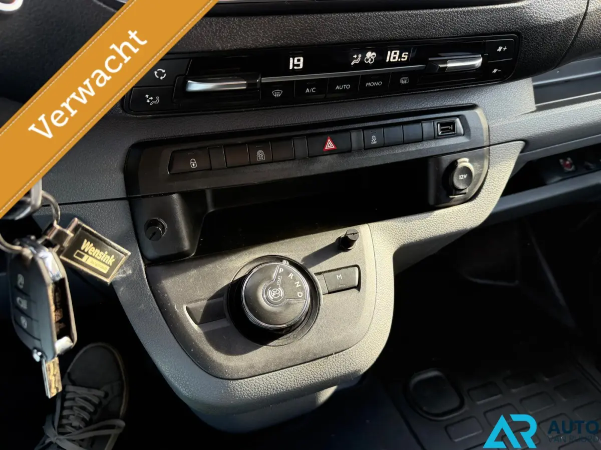 Bestel 231L 2.0 BlueHDI 180 DC Premium