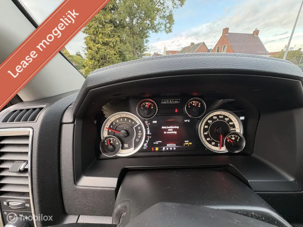 1500 4X4 5.7 V8 Laramie originele nl auto met NAP