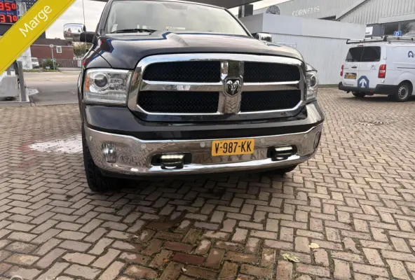 1500 4X4 5.7 V8 Laramie originele nl auto met NAP
