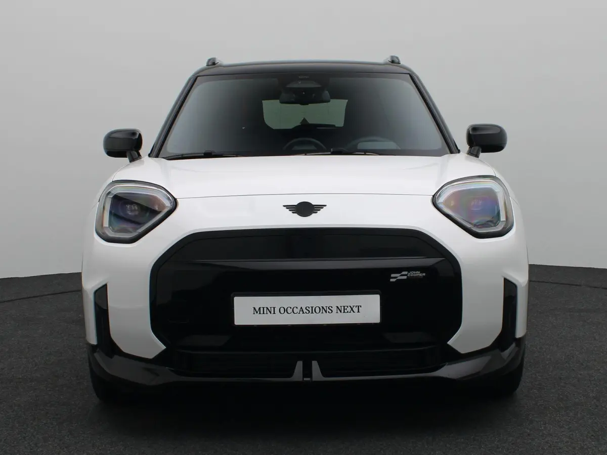 SE John Cooper Works + Pakket M + Glazen Panormadak + Comfort Access + Stuur- & Stoelverwarming + 18''