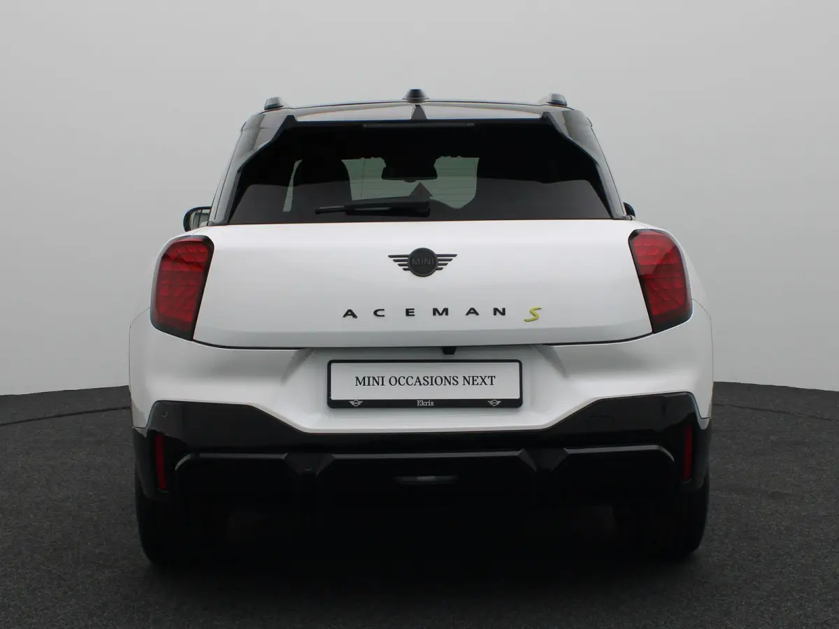 SE John Cooper Works + Pakket M + Glazen Panormadak + Comfort Access + Stuur- & Stoelverwarming + 18''