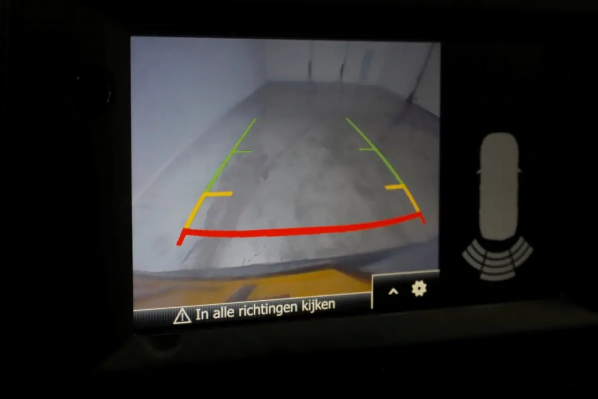 2.3 dCi 135pk L2H2 N-Connecta Airco/Navi/Camera 02-2024