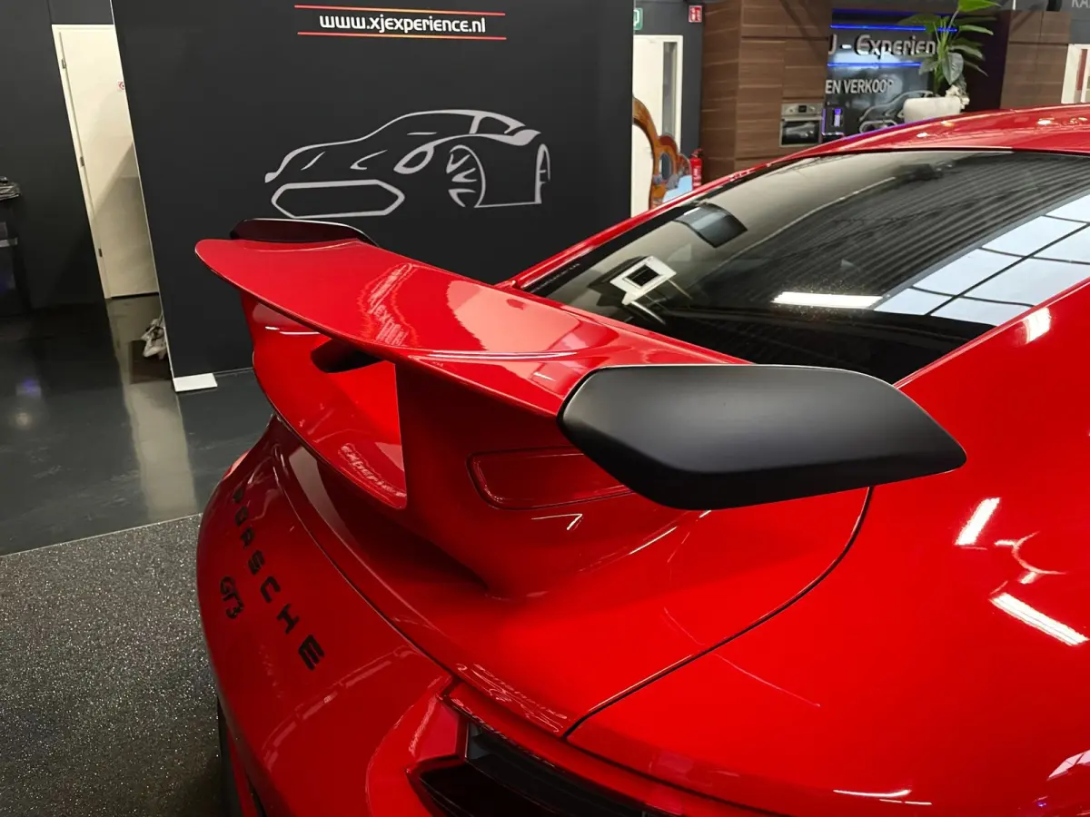 3.8 GT3 CLUBSPORT KERAMISCH CARBON STOELEN SPORTUITLAAT