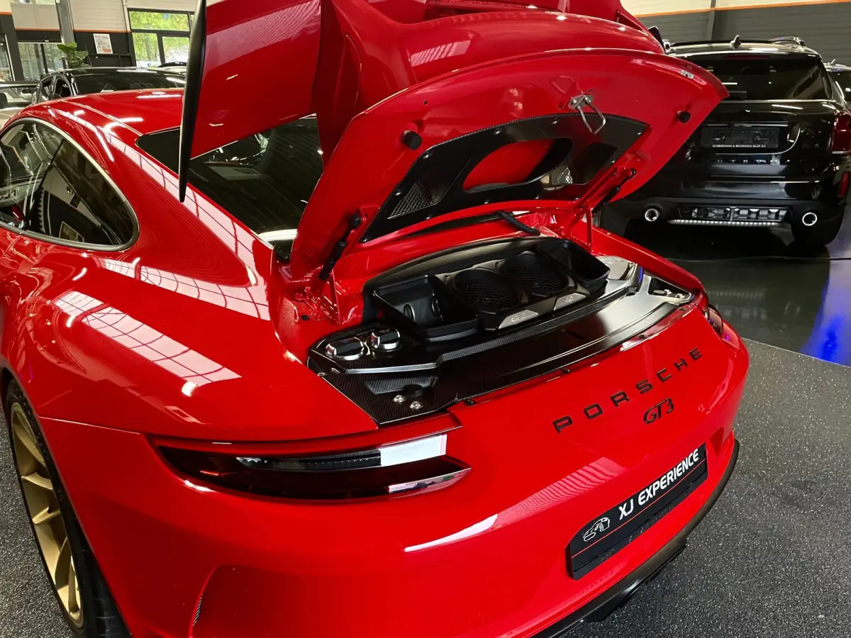3.8 GT3 CLUBSPORT KERAMISCH CARBON STOELEN SPORTUITLAAT