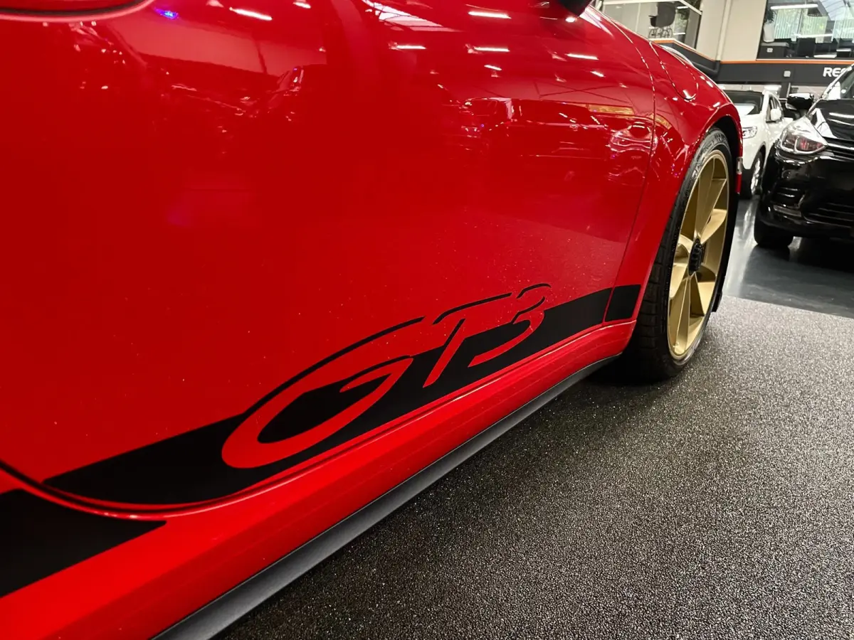 3.8 GT3 CLUBSPORT KERAMISCH CARBON STOELEN SPORTUITLAAT