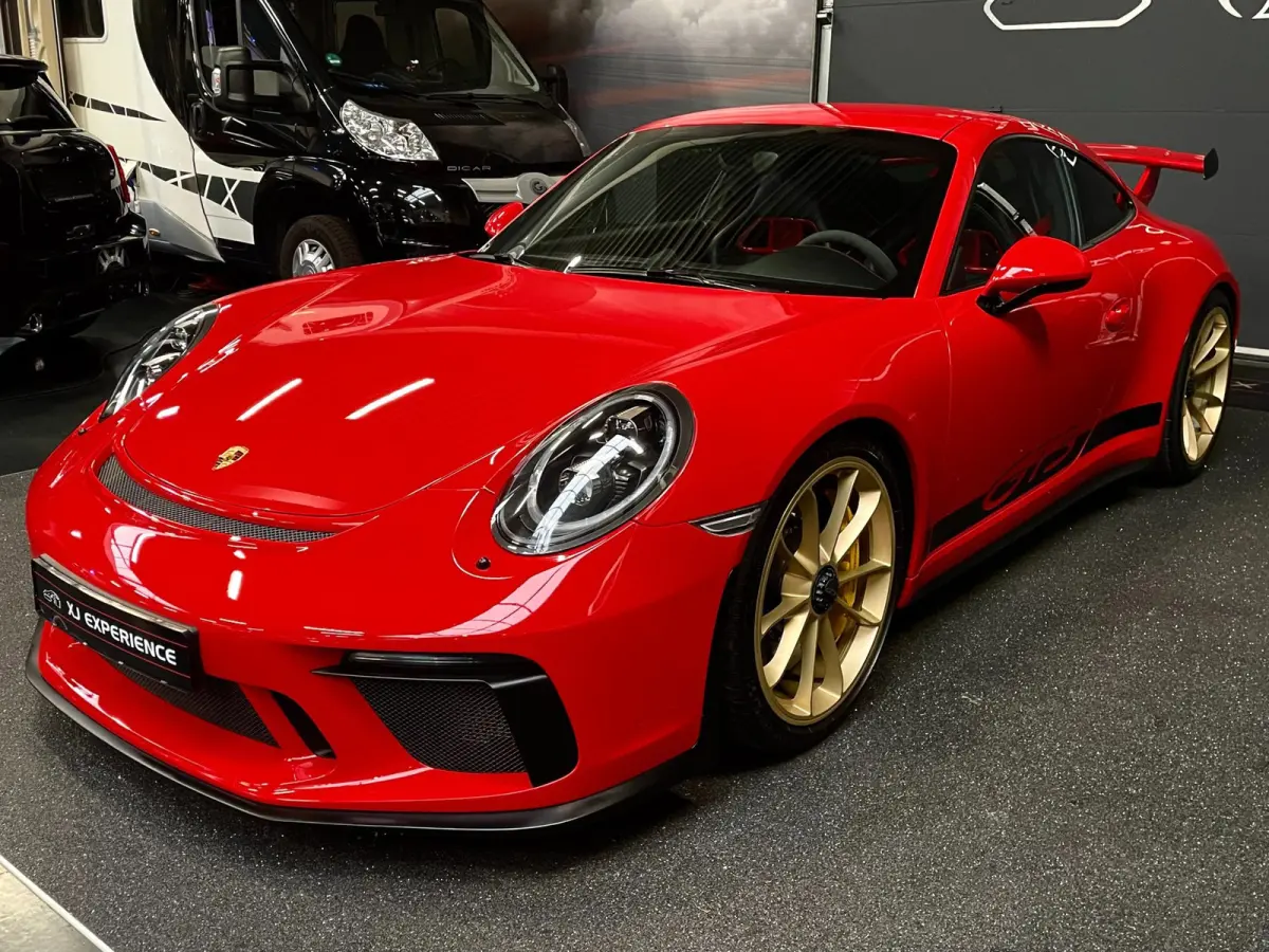 3.8 GT3 CLUBSPORT KERAMISCH CARBON STOELEN SPORTUITLAAT