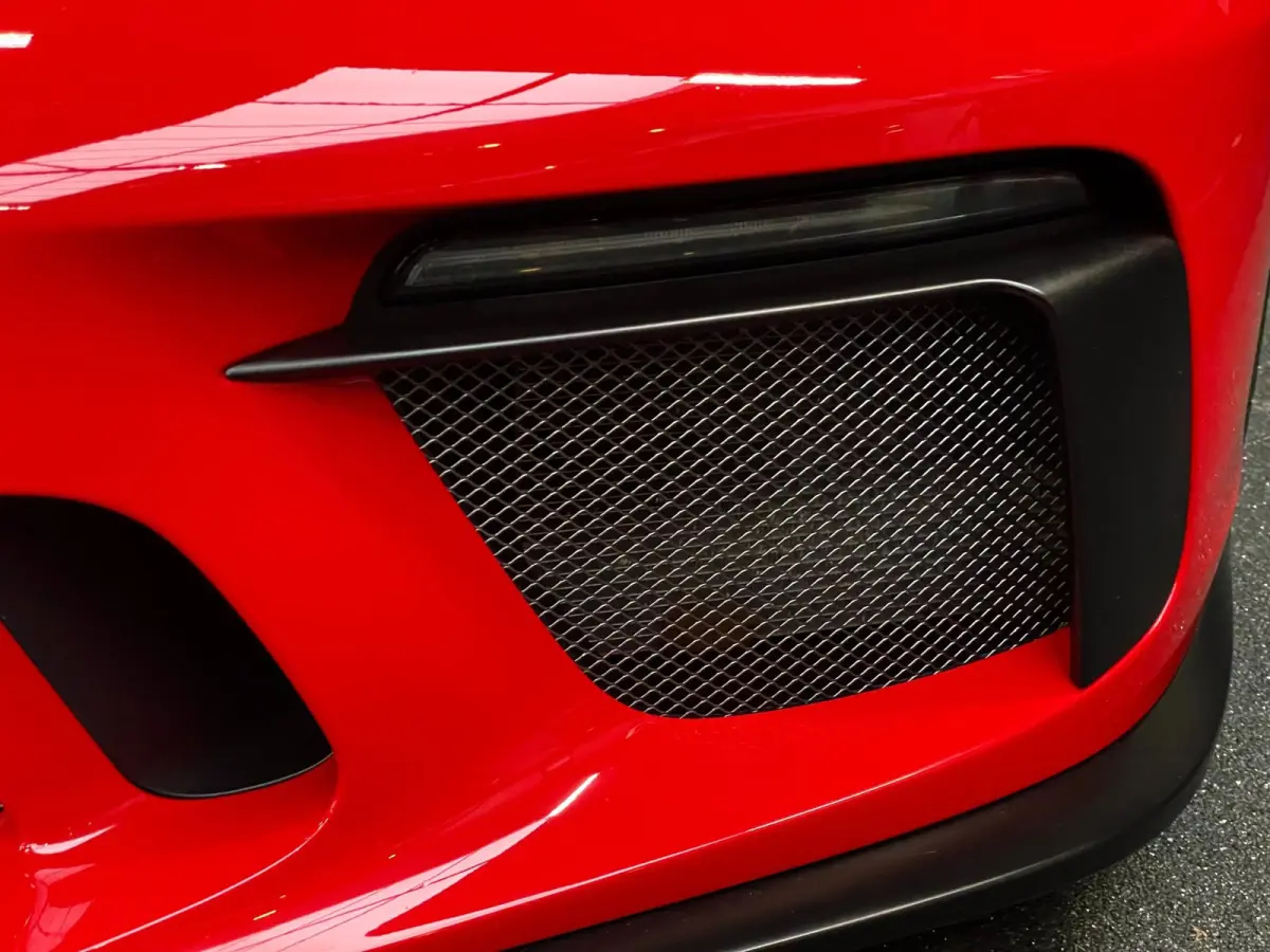3.8 GT3 CLUBSPORT KERAMISCH CARBON STOELEN SPORTUITLAAT
