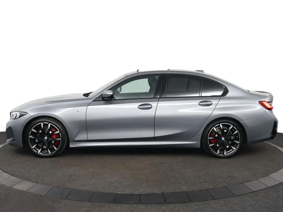 318i M Sportpakket Pro | Trekhaak | Comfort Pack | Innovation Pack