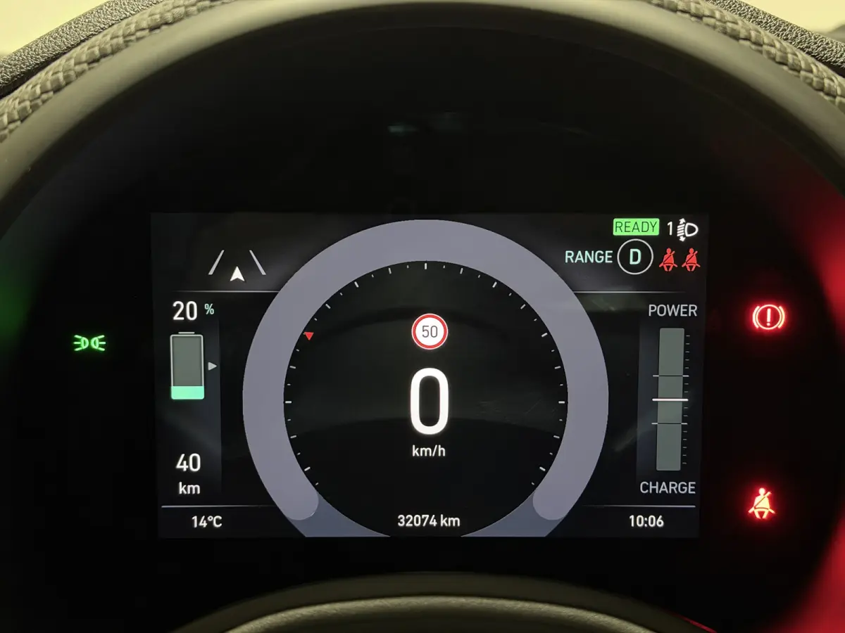 La Prima 42 kWh | Panorama dak | Apple carplay  / Android auto | JBL! premium audio |