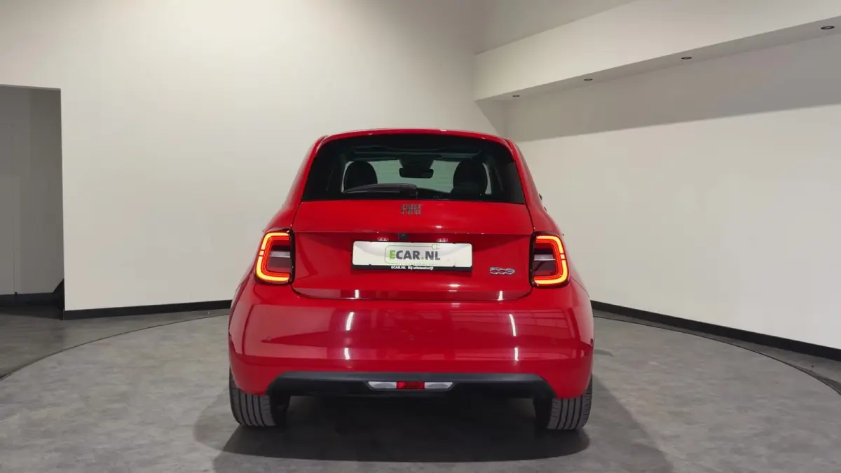 La Prima 42 kWh | Panorama dak | Apple carplay  / Android auto | JBL! premium audio |