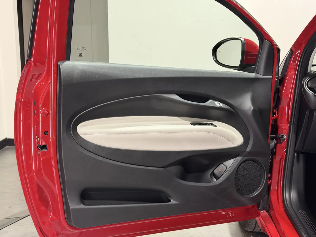La Prima 42 kWh | Panorama dak | Apple carplay  / Android auto | JBL! premium audio |