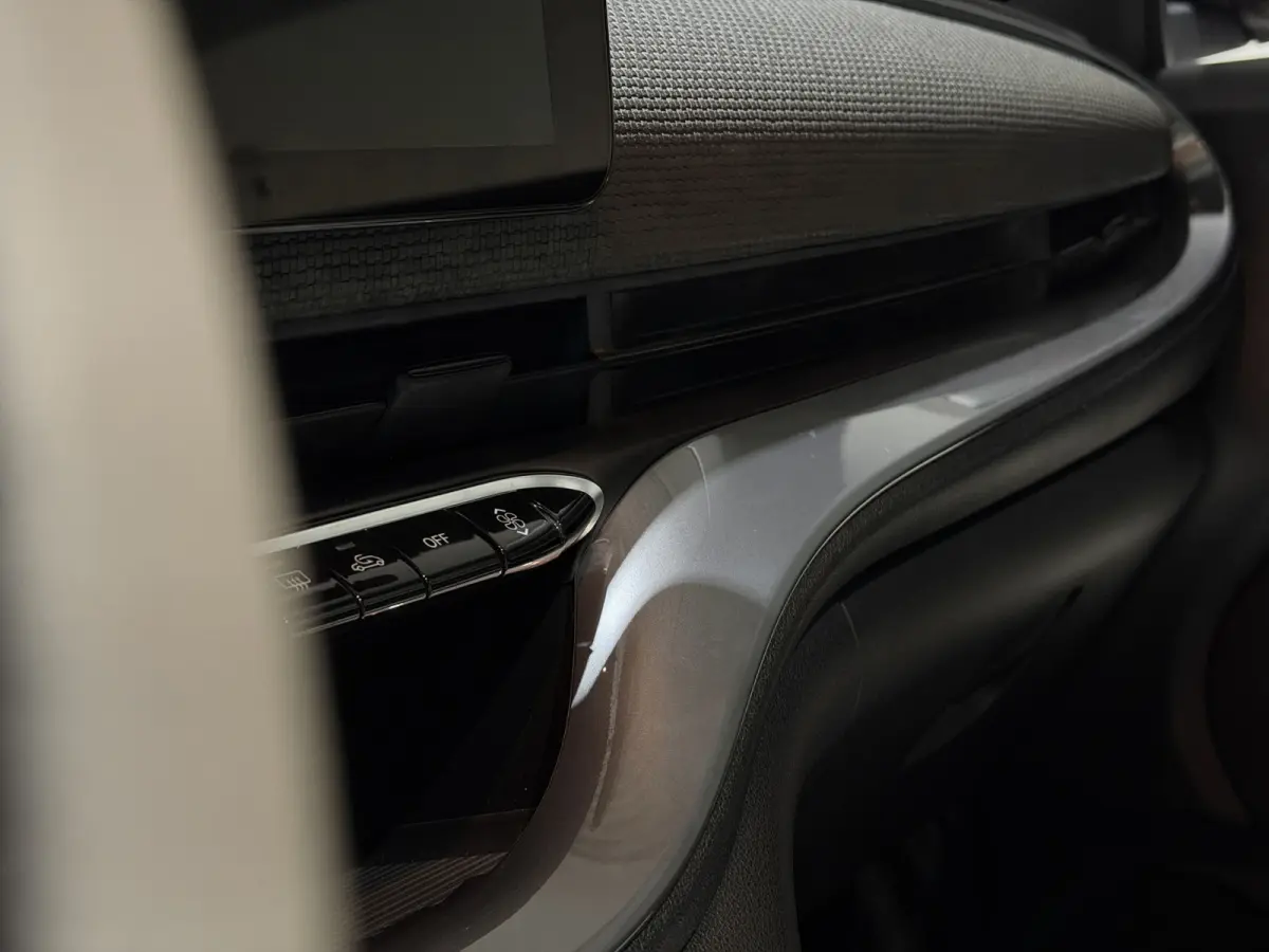 La Prima 42 kWh | Panorama dak | Apple carplay  / Android auto | JBL! premium audio |