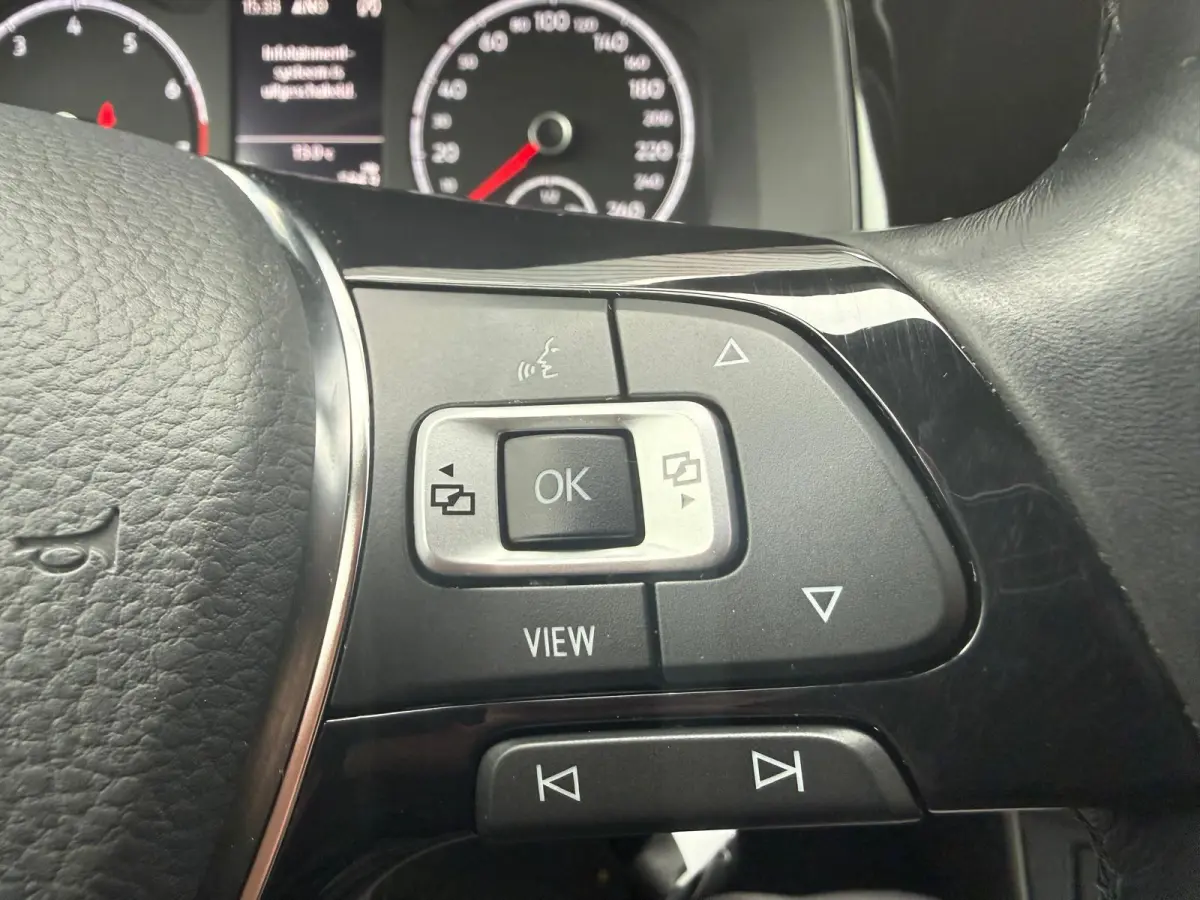 1.0 TSI Comfortline Business | ACC | NAVI | CARPLAY | LAGE KM | AIRCO |