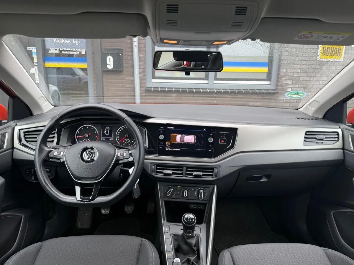 1.0 TSI Comfortline Business | ACC | NAVI | CARPLAY | LAGE KM | AIRCO |