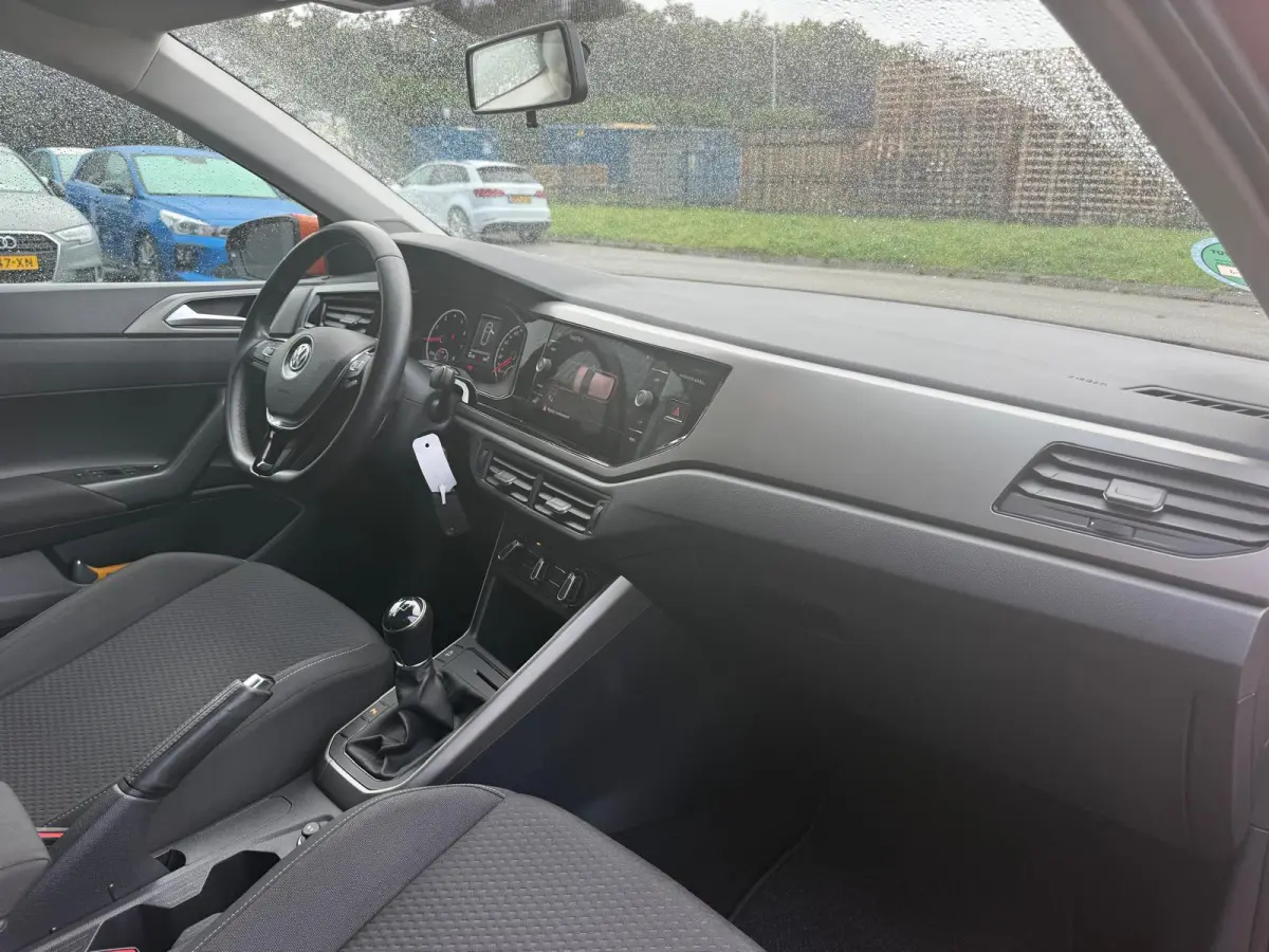 1.0 TSI Comfortline Business | ACC | NAVI | CARPLAY | LAGE KM | AIRCO |