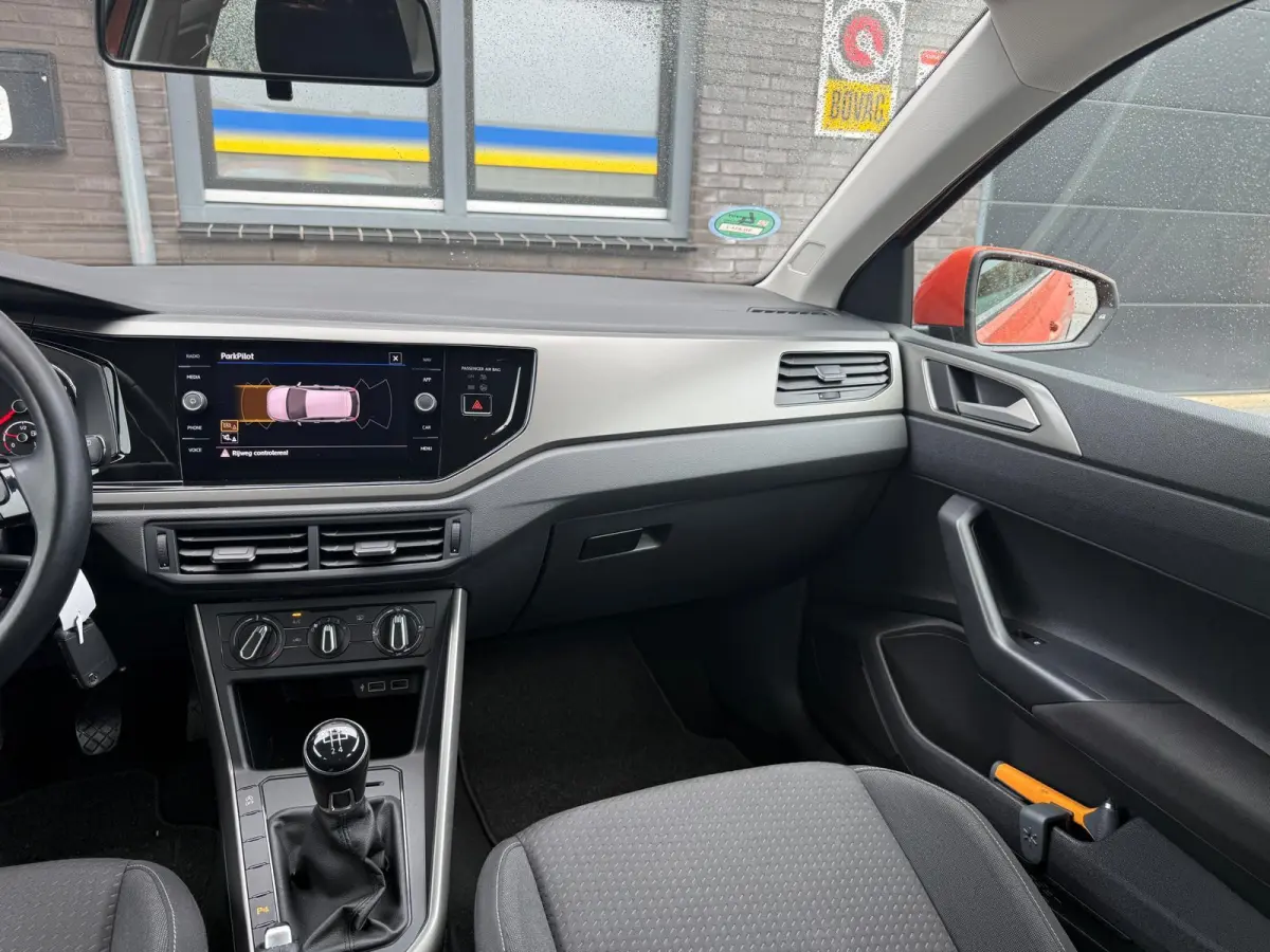 1.0 TSI Comfortline Business | ACC | NAVI | CARPLAY | LAGE KM | AIRCO |