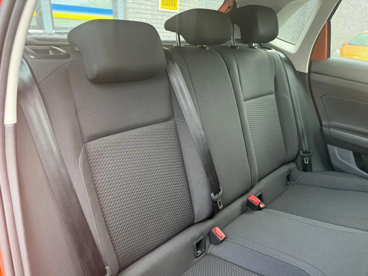 1.0 TSI Comfortline Business | ACC | NAVI | CARPLAY | LAGE KM | AIRCO |