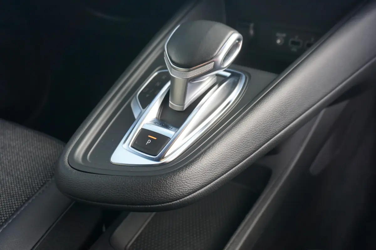 1.6 E-Tech Plug-in Hybrid 160 Rive Gauche