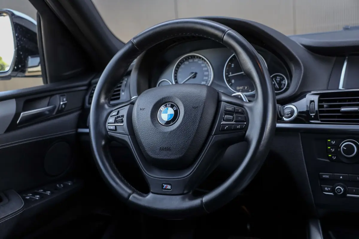 xDrive 28i 245 PK M-Sport ✅ Schuifdak ✅ Leder ✅ 19inch