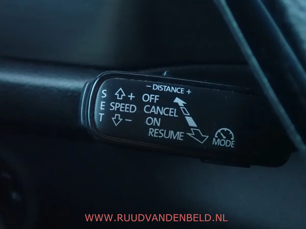 1.4TSI ACT Style ACC / CARPLAY / PDC / 19''