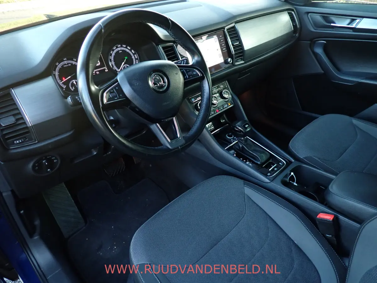 1.4TSI ACT Style ACC / CARPLAY / PDC / 19''