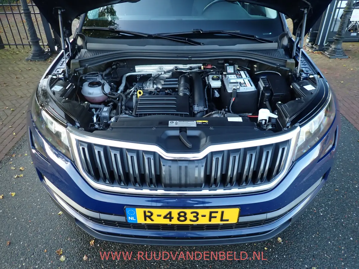 1.4TSI ACT Style ACC / CARPLAY / PDC / 19''