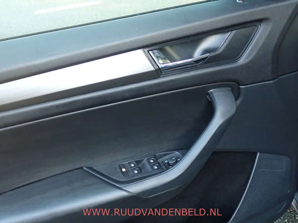 1.4TSI ACT Style ACC / CARPLAY / PDC / 19''
