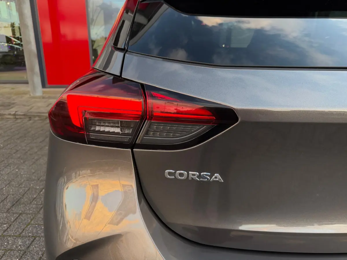 1.2 GS Line | LED | 360 Camera | Parksens | Carplay | Leder | Two Tone |