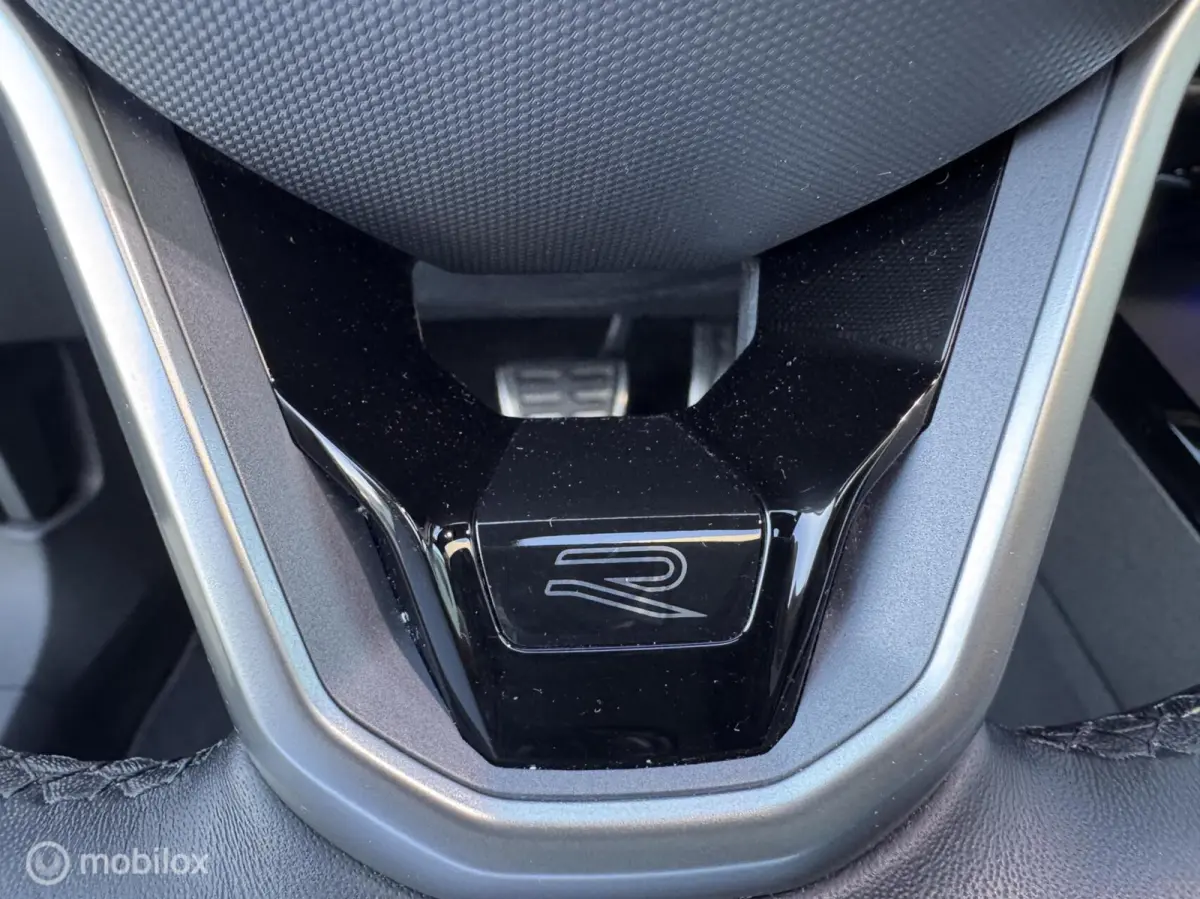 1.5 eTSI R-Line / PANO/CAM/CARPLAY/ACC