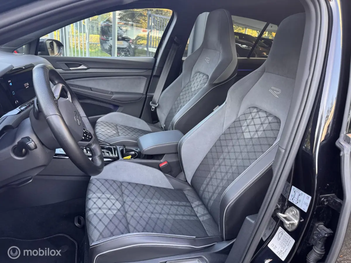 1.5 eTSI R-Line / PANO/CAM/CARPLAY/ACC