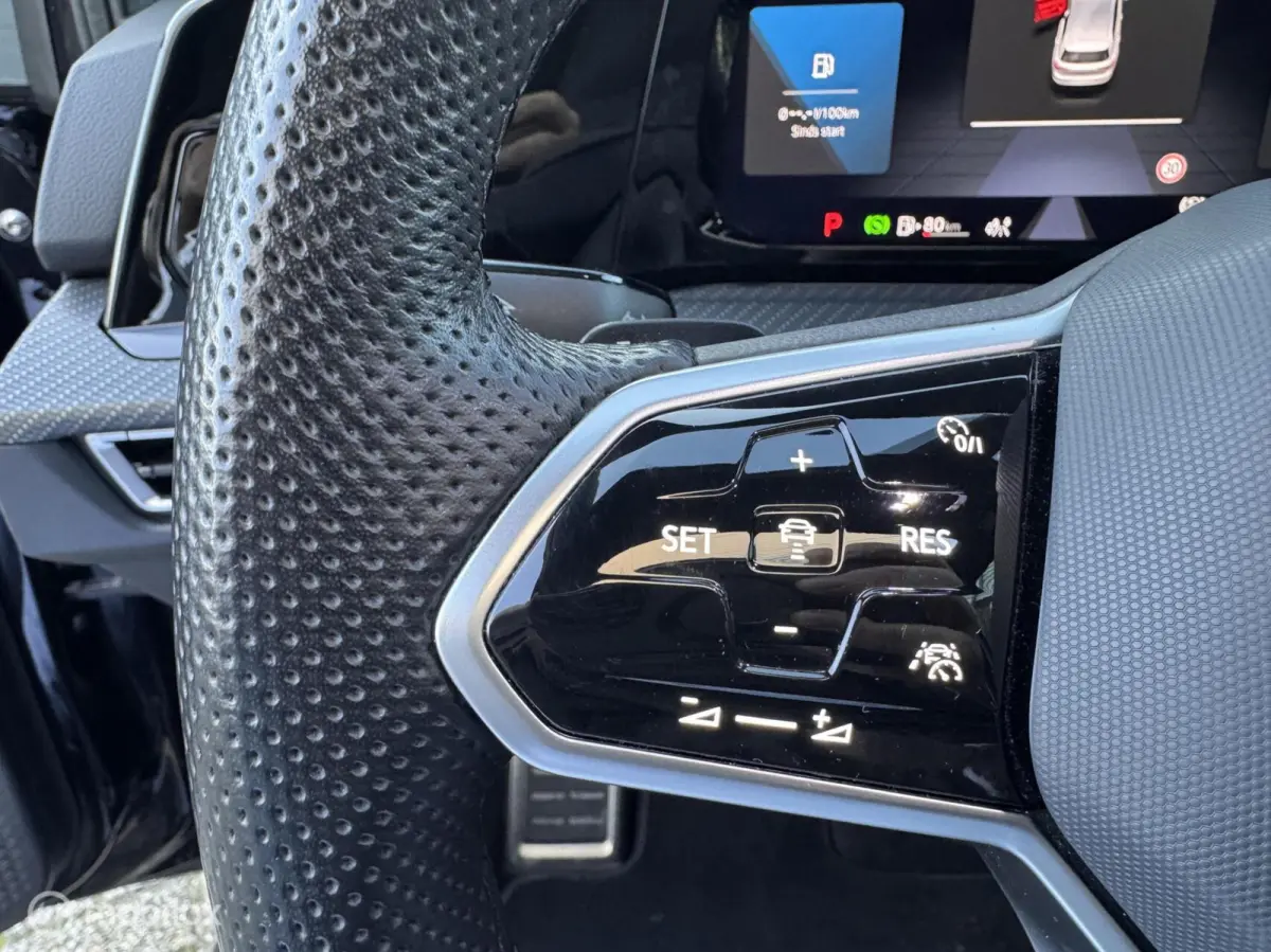 1.5 eTSI R-Line / PANO/CAM/CARPLAY/ACC