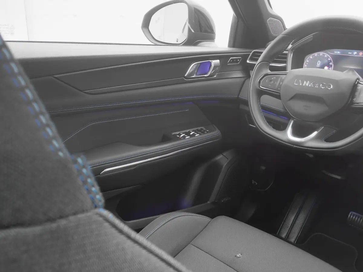 1.5 Plug-in Hybrid | 360° | BLACK | ZWARTE HEMEL | STUURVERWARMING | NLD AUTO