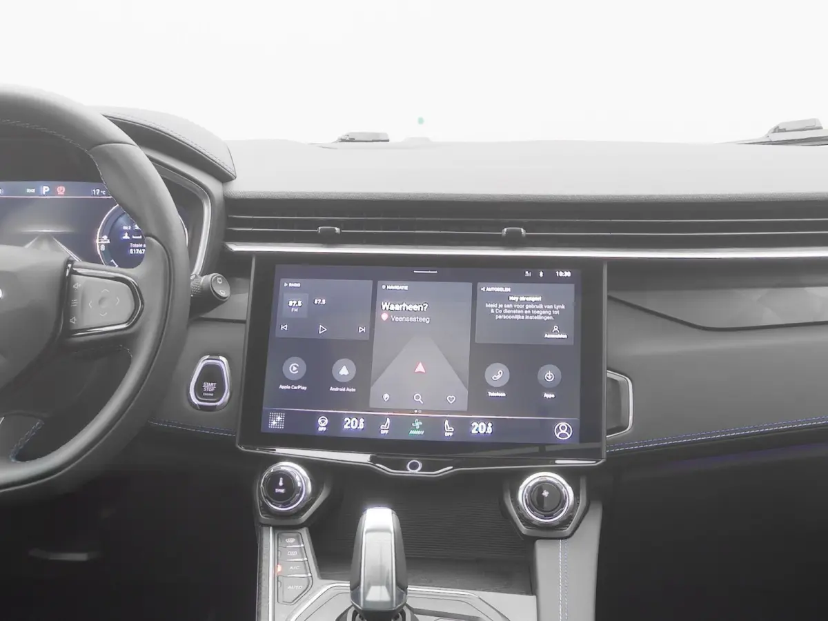 1.5 Plug-in Hybrid | 360° | BLACK | ZWARTE HEMEL | STUURVERWARMING | NLD AUTO